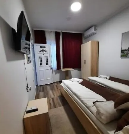 Evropa Lejlighedshotel 3*